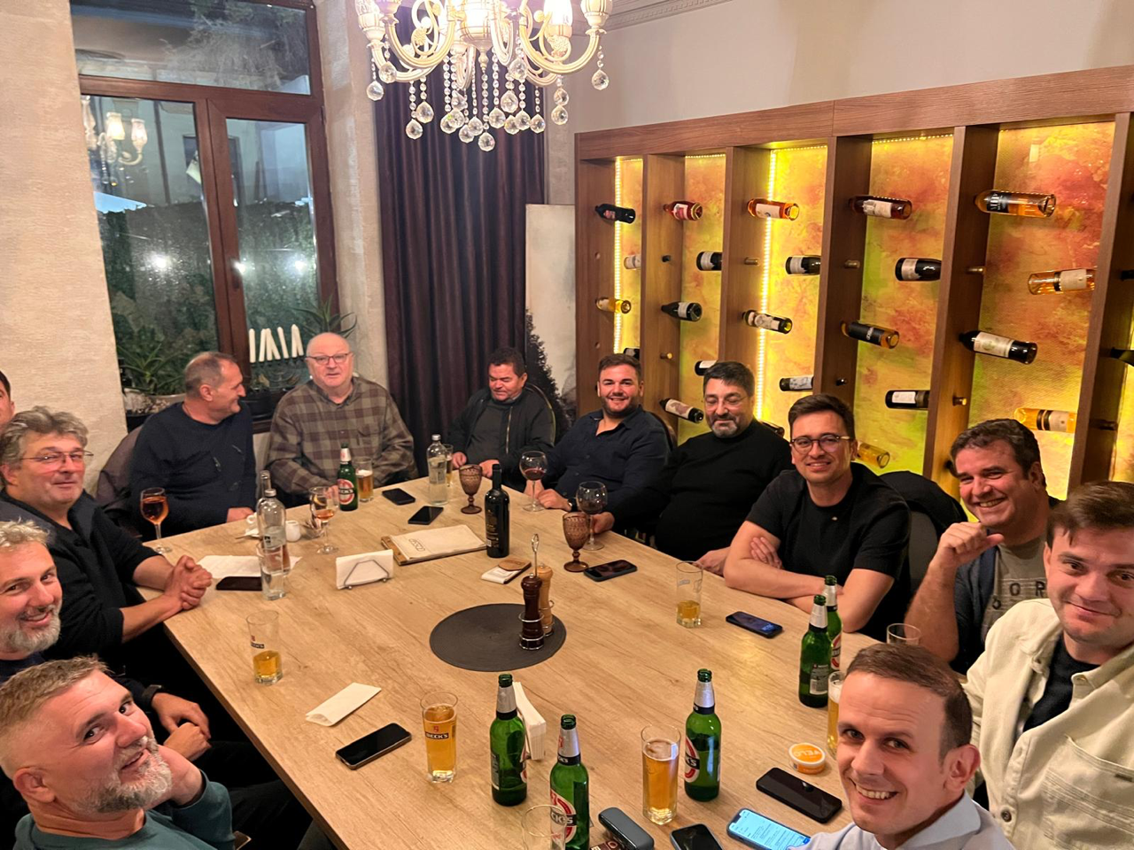 Membrii Clubului 41–11 Galați împreună
